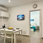 Apartament Arce & *